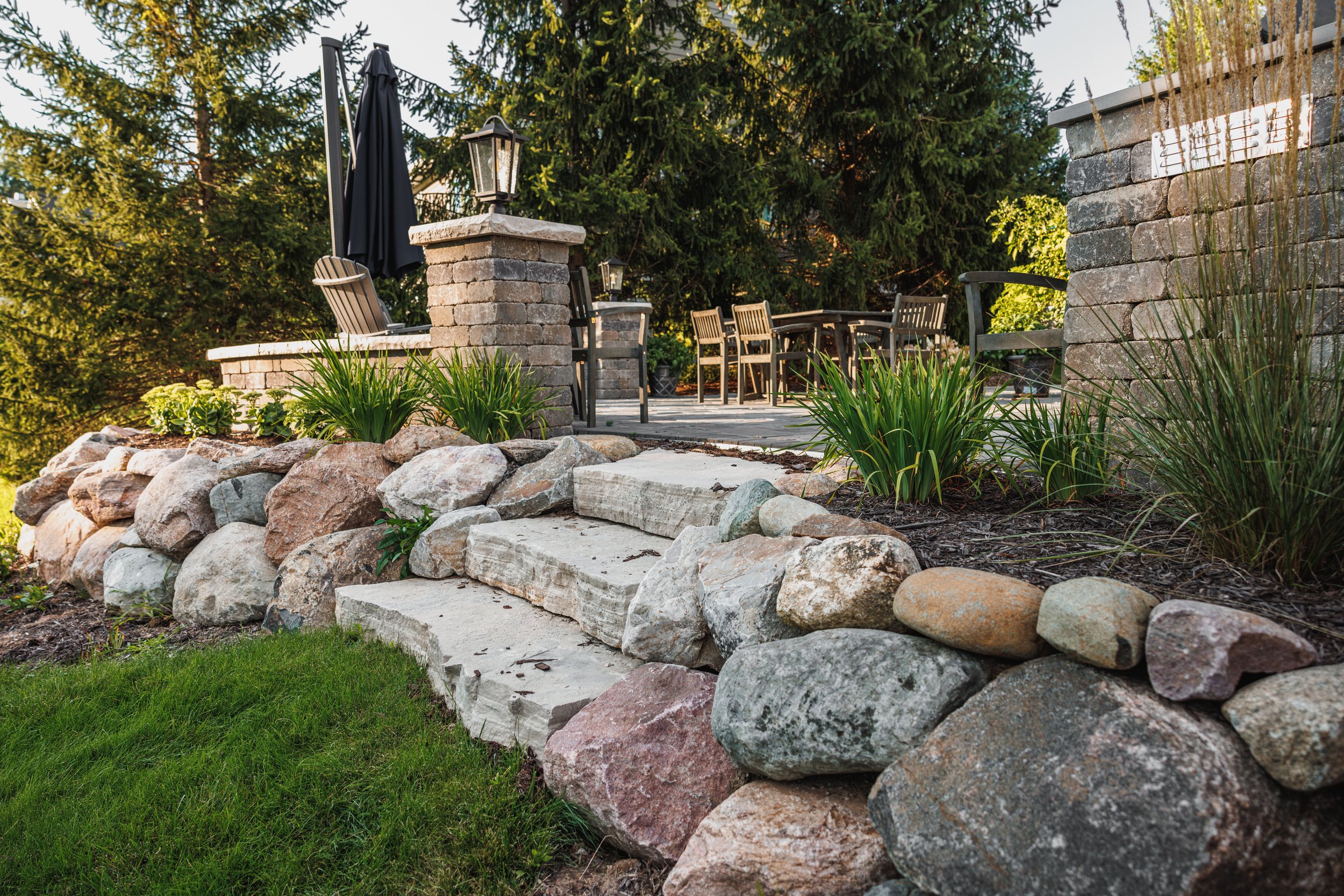 custom-deck-installation-rockford-mi-walden-design