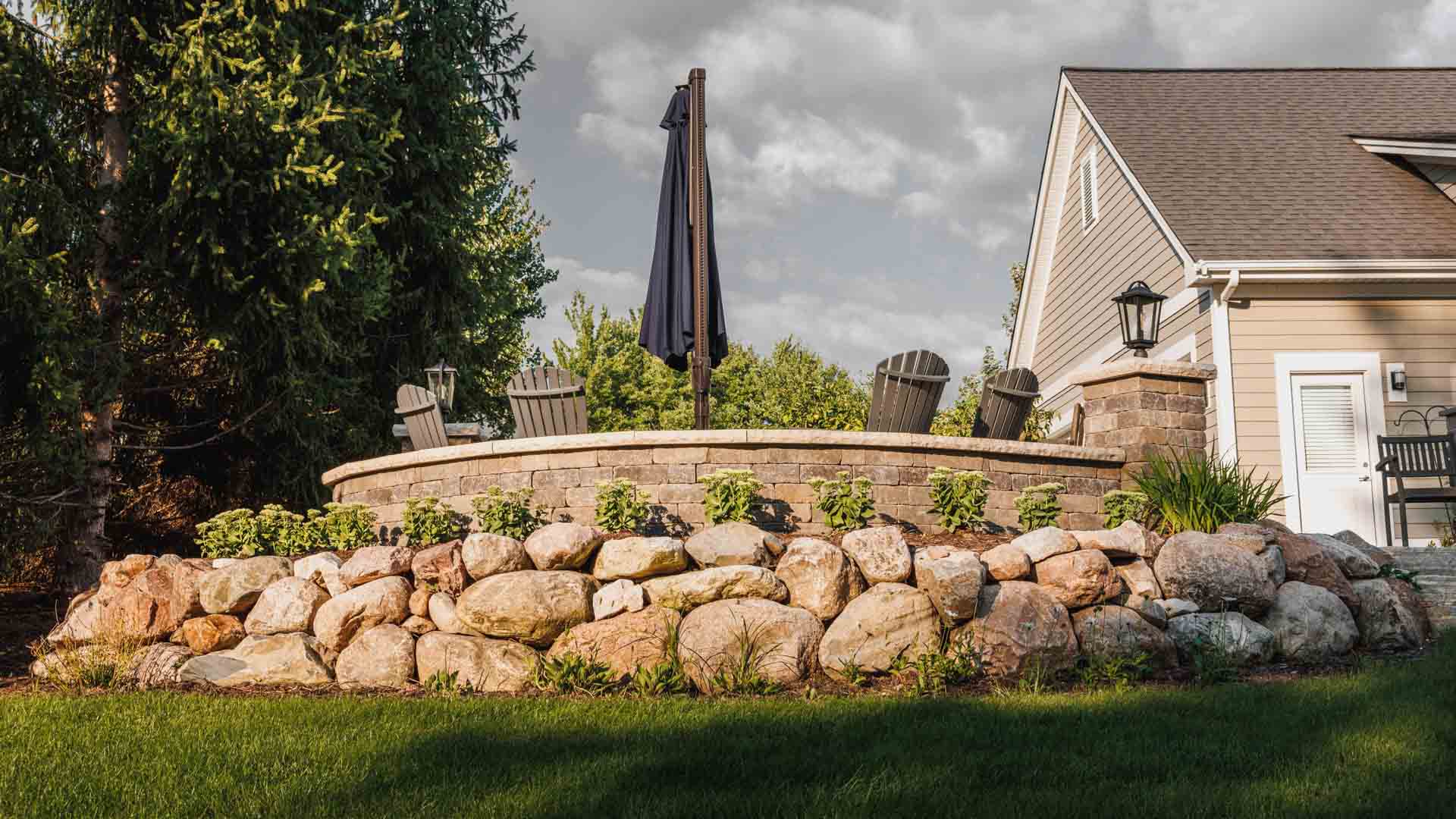 custom-deck-installation-rockford-mi-walden-design