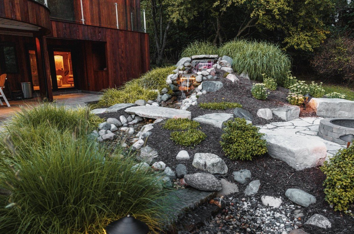 custom-deck-installation-rockford-mi-walden-design