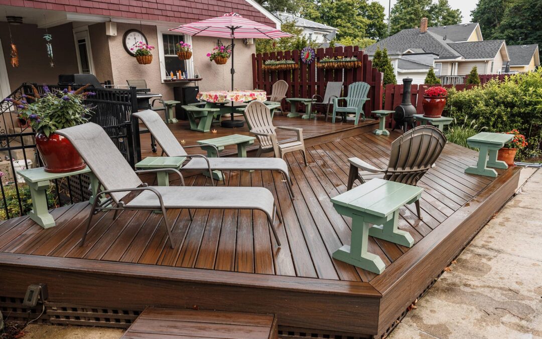 Designing the Perfect Deck for Entertaining: Our Top Features to Include